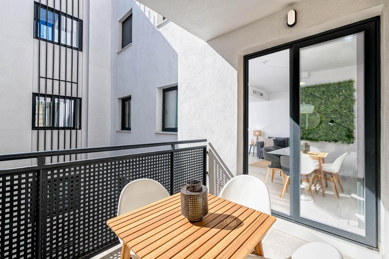 Constancia Apartment In Malaga By Solaga Holiday Homes المظهر الخارجي الصورة