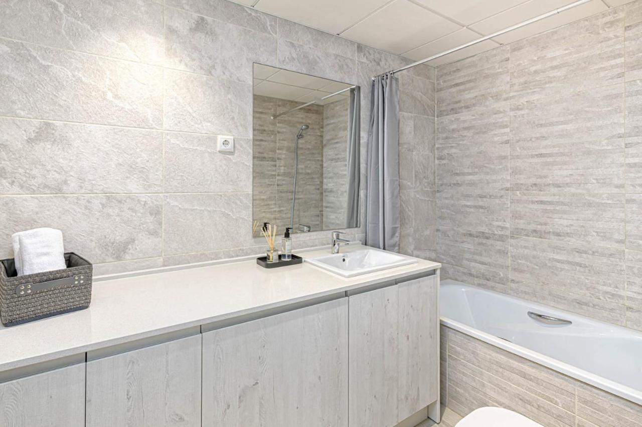 Constancia Apartment In Malaga By Solaga Holiday Homes المظهر الخارجي الصورة